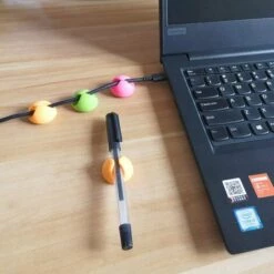 ABCRITAL Organisateur De Clips De Câble Pour La Couleur Du Bureau, Clips De Bureau, Adhésif Pour Support De Câble, Support De Cordon Pour Table, Voiture, Ordinateur, Câble De Charge, Câble Usb, Souris, Casque, Bureau, Armoire 8 ABCRITAL Organisateur De Clips De Câble Pour La Couleur Du Bureau, Clips De Bureau, Adhésif Pour Support De Câble, Support De Cordon Pour Table, Voiture, Ordinateur, Câble De Charge, Câble Usb, Souris, Casque, Bureau, Armoire -Treuil, cric, palan et accessoires Soldes Boutique 34696440 4