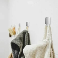 BETTERLIFE Crochets Adhésifs - Paquet De 10 Crochets Auto-adhésifs En Acier Inoxydable 7 BETTERLIFE Crochets Adhésifs - Paquet De 10 Crochets Auto-adhésifs En Acier Inoxydable -Treuil, cric, palan et accessoires Soldes Boutique 39235974 4