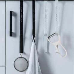 BETTERLIFE BETTE Lot De 3 Crochets De Porte Pour Salle De Bain - Crochets à Double Crochet à Utiliser Comme Support Pour Vêtements, Chapeaux - Crochets Muraux - Crochets De Rangement Pour Vêtements (Blanc) 7 BETTERLIFE BETTE Lot De 3 Crochets De Porte Pour Salle De Bain - Crochets à Double Crochet à Utiliser Comme Support Pour Vêtements, Chapeaux - Crochets Muraux - Crochets De Rangement Pour Vêtements (Blanc) -Treuil, cric, palan et accessoires Soldes Boutique 41557011 3